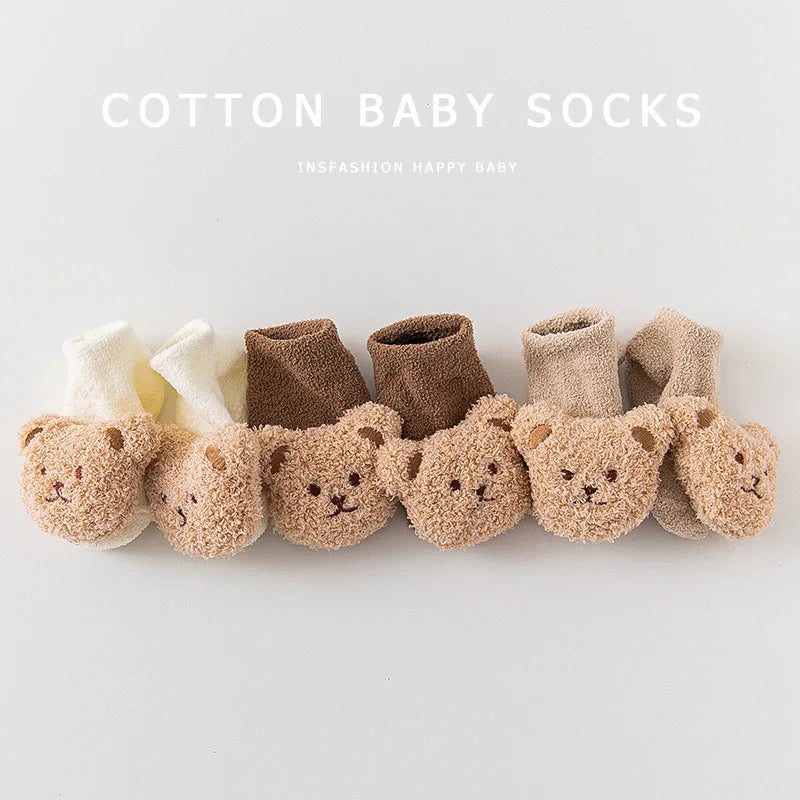 2PCS/Set Cartoon Baby Hat Socks Cute Animal Doll Boy Girl Winter Knitted Pullover Hats Woolen Warm Newborn Short Socks Beanies