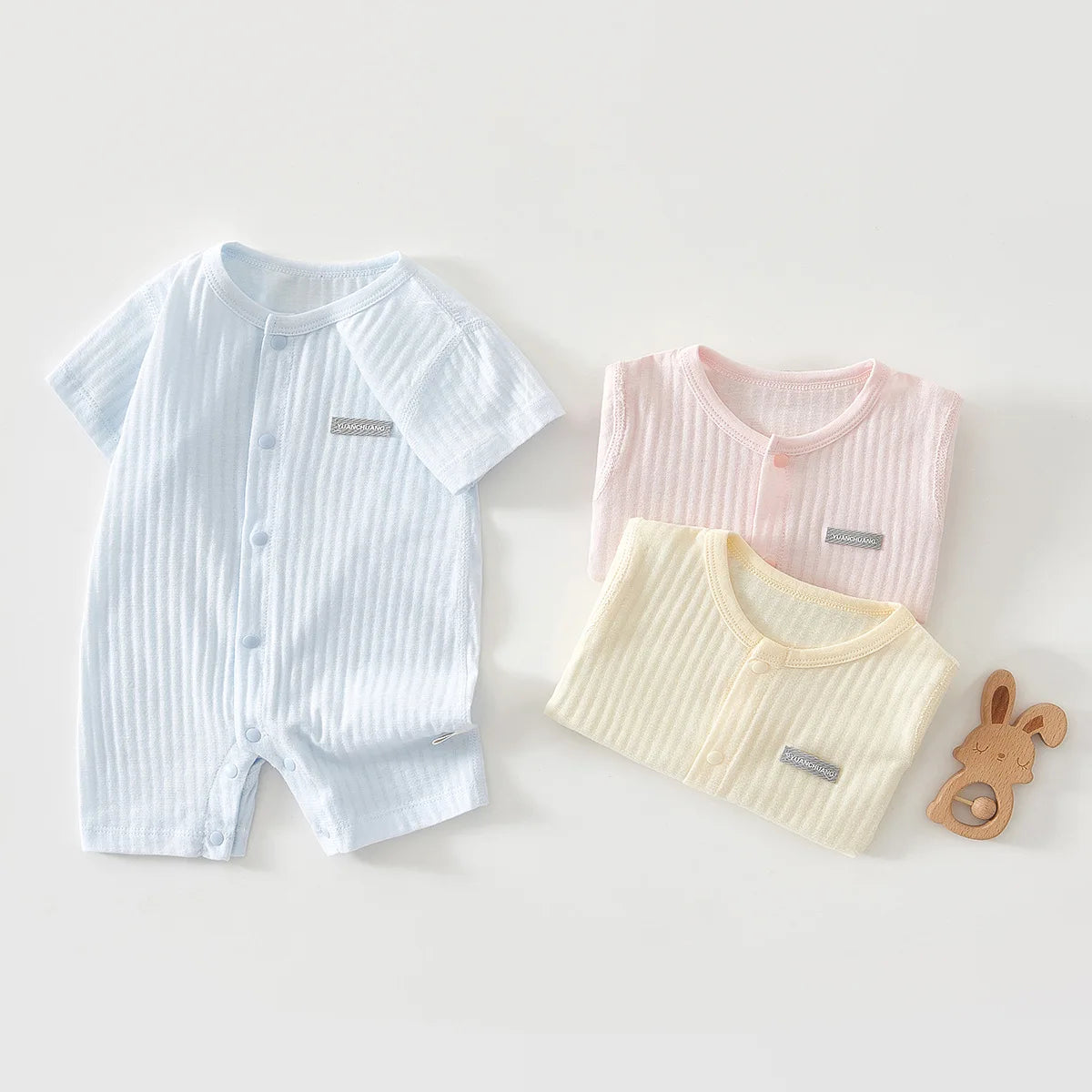 AYNIGIELL 2025 New Summer Baby Clothing Newborn Boys Girls Short-sleeved Cartoon Print Clothing Baby Jumpsuit 0-18Month